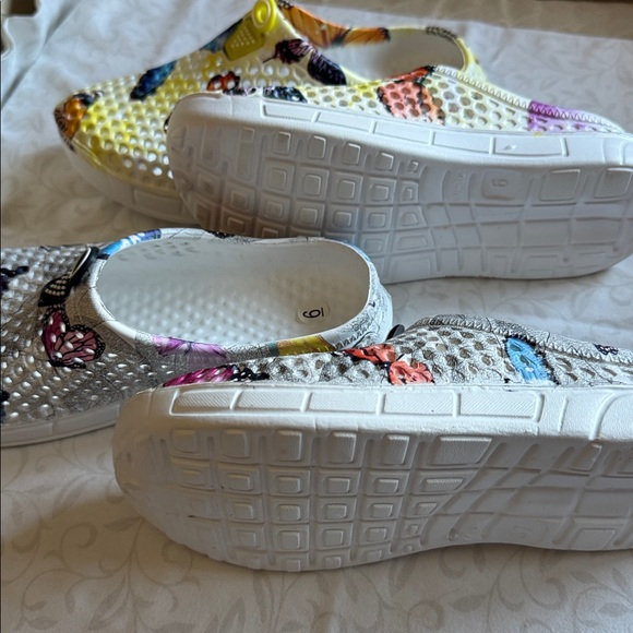 Colorful Butterfly Clogs size 6 both prs for $28 - Picture 3 of 3